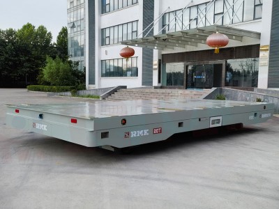 Самостоятелно задвижвана количка за електрически трансфер